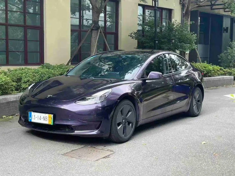 Tesla Model 3, 2021