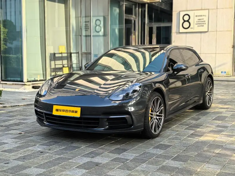 Porsche Panamera, 2017