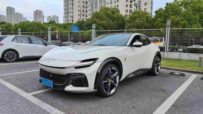 Ferrari Purosangue, 2023