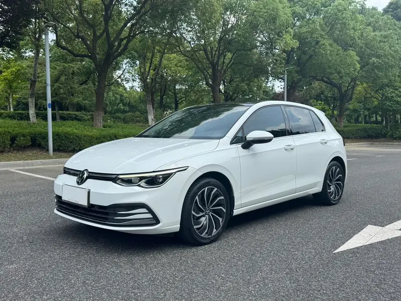 Volkswagen Golf, 2021