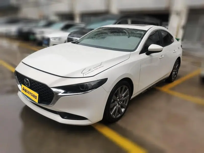 Mazda 3 Axela, 2021