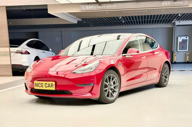 Tesla Model 3 (Import), 2019