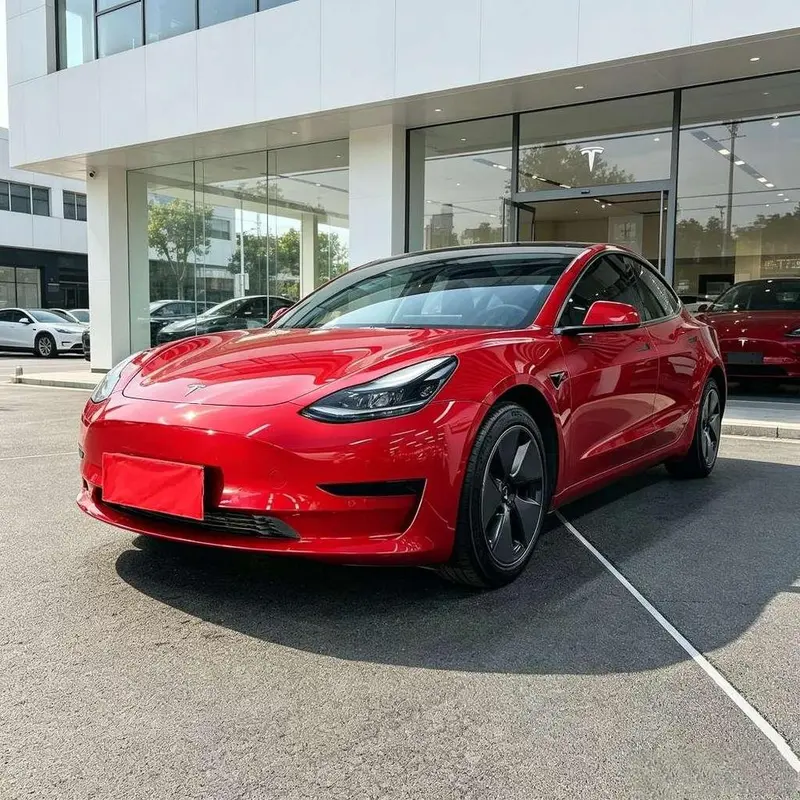 Tesla Model 3, 2022