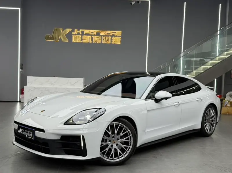 Porsche Panamera, 2025