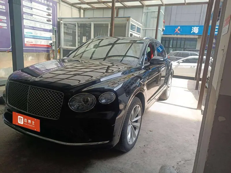 Bentley Bentayga, 2022