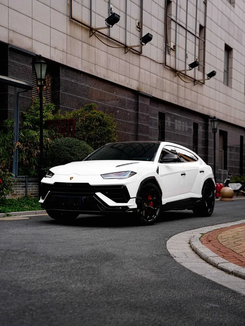 Lamborghini Urus, 2022