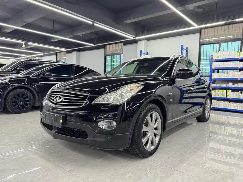 Infiniti QX50 (Import), 2013