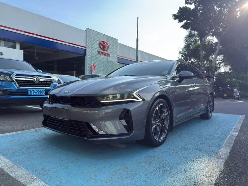 Kia K5, 2020