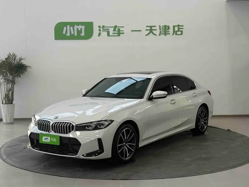 BMW 3-Series, 2023