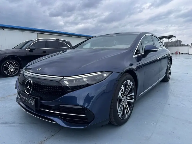 Mercedes-Benz EQS, 2022