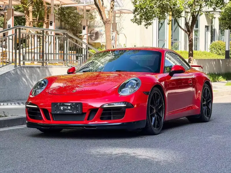 Porsche 911, 2015