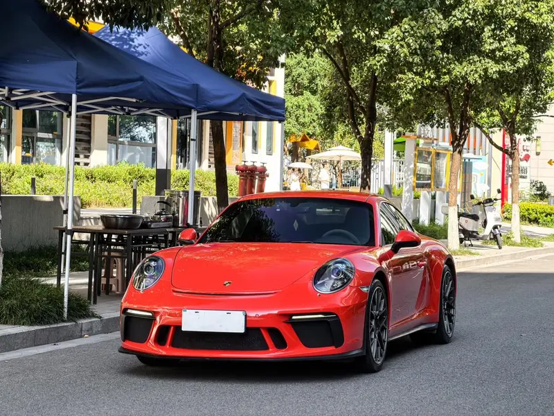 Porsche 911, 2016