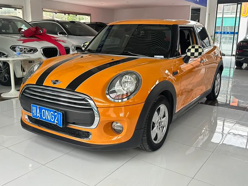 MINI MINI, 2015