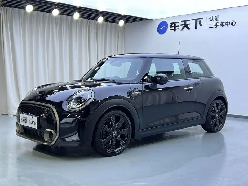 MINI MINI, 2023