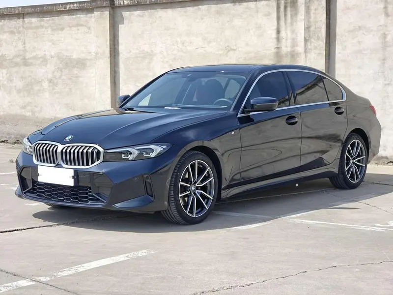 BMW 3-Series, 2023