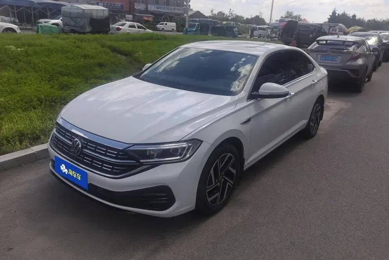 Volkswagen Sagitar, 2023