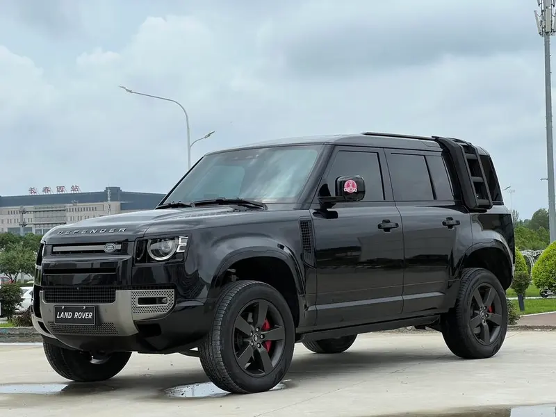Land Rover Defender, 2023