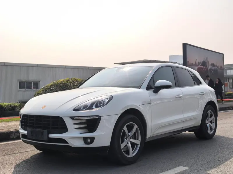 Porsche Macan, 2016