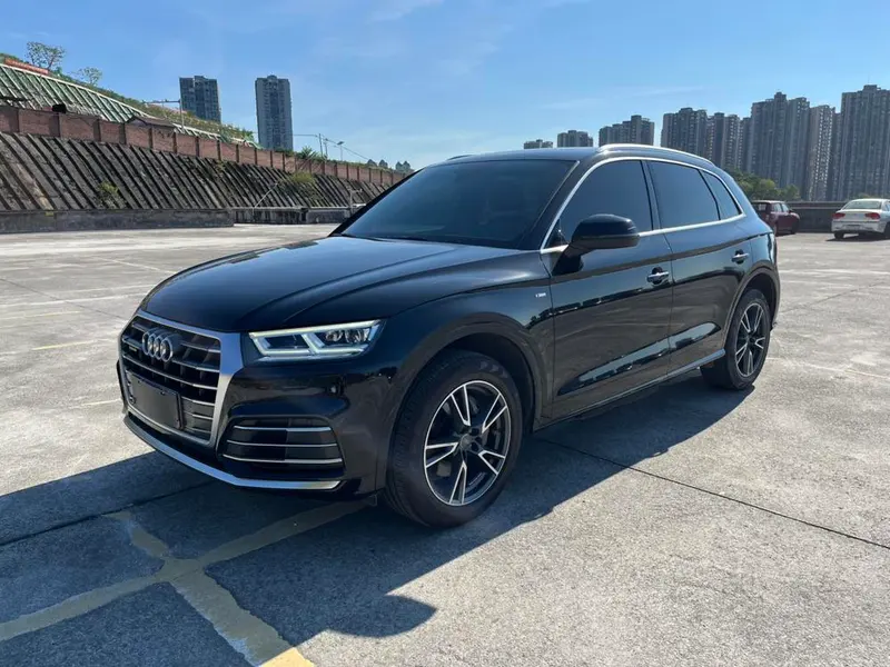 Audi Q5L, 2020