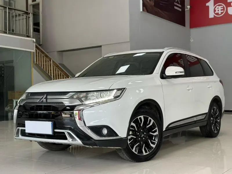 Mitsubishi Outlander, 2019