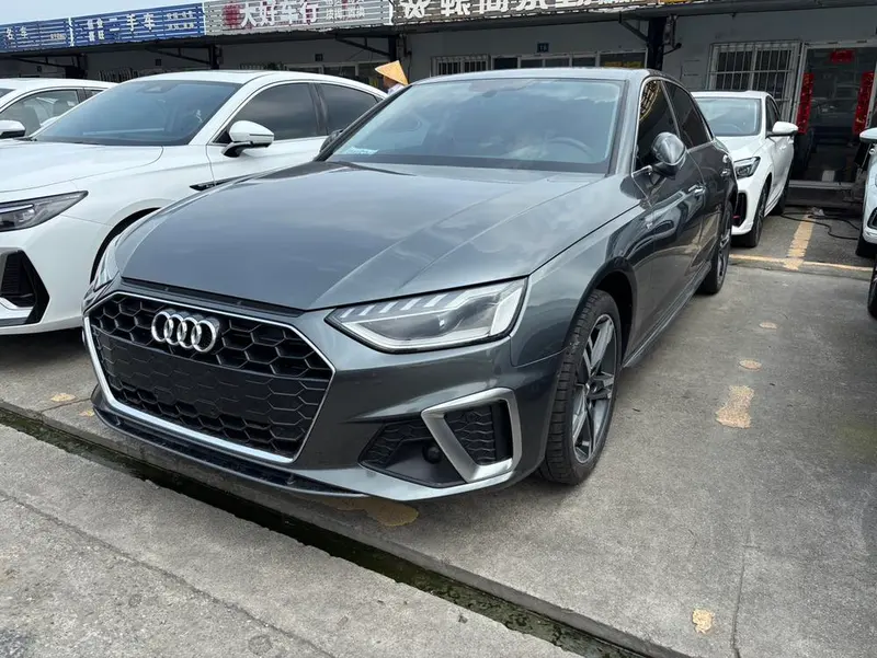 Audi A4L, 2020