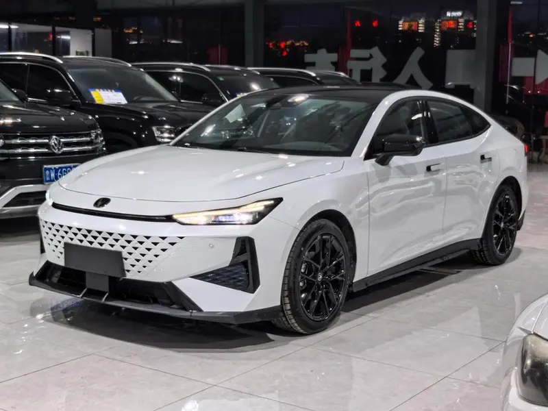 Changan UNI-V, 2024