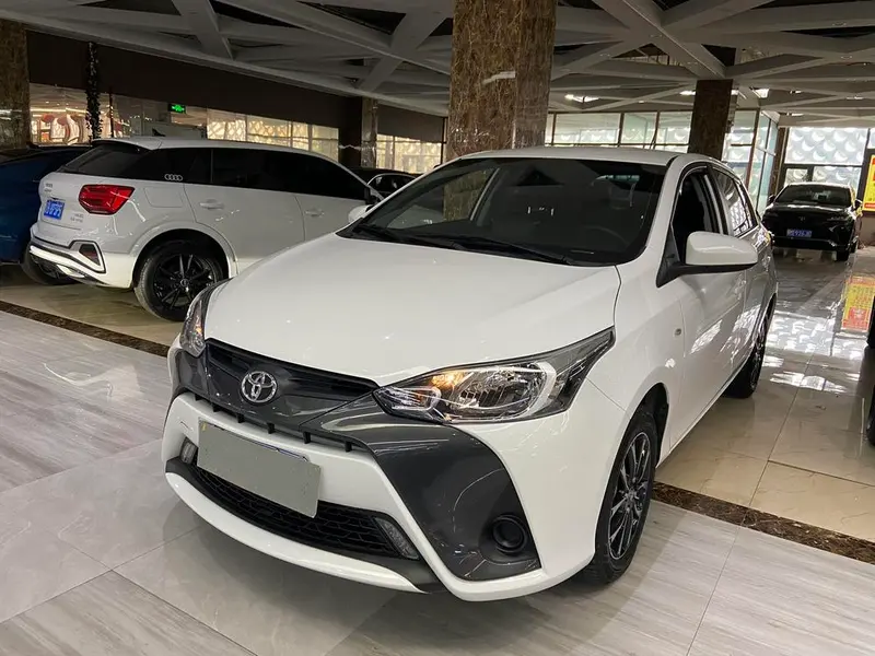 Toyota Yaris L, 2022