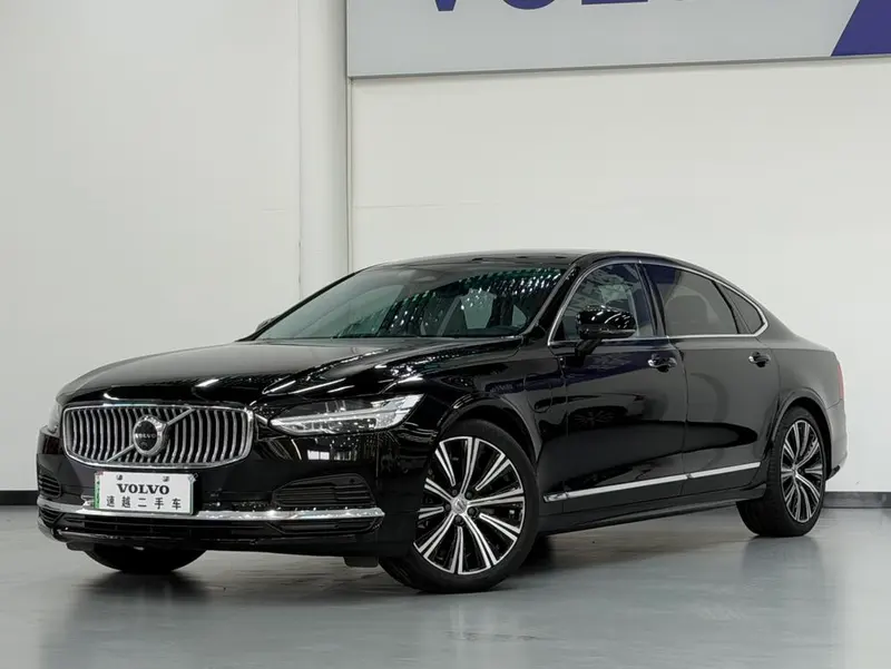 Volvo S90 PHEV, 2022