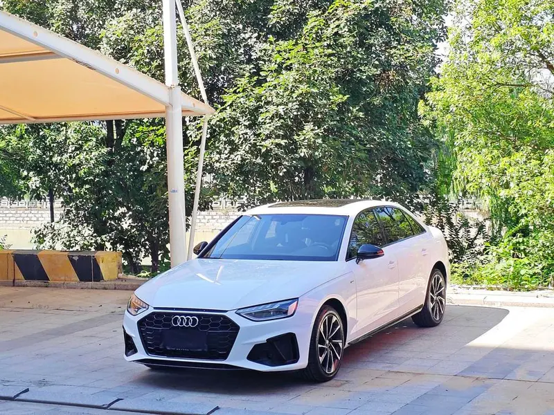 Audi A4L, 2023