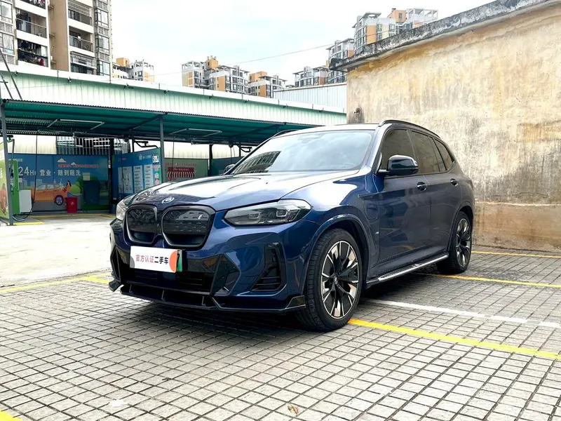 BMW iX3, 2021