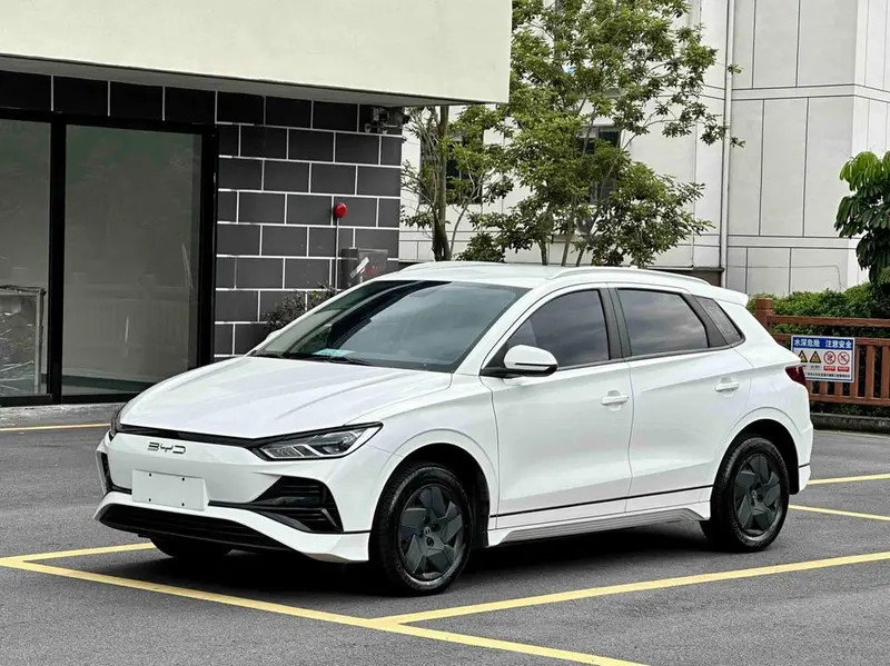 BYD e2, 2023