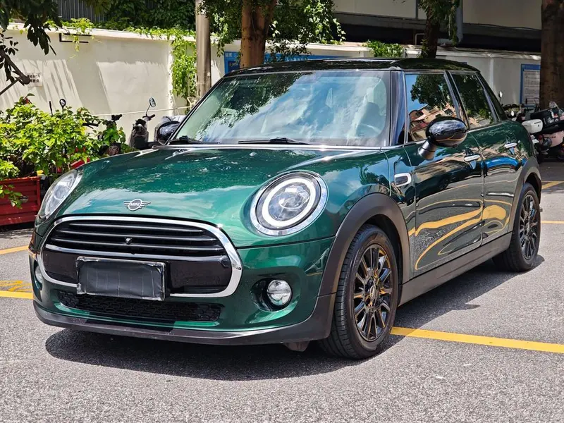 MINI MINI, 2018
