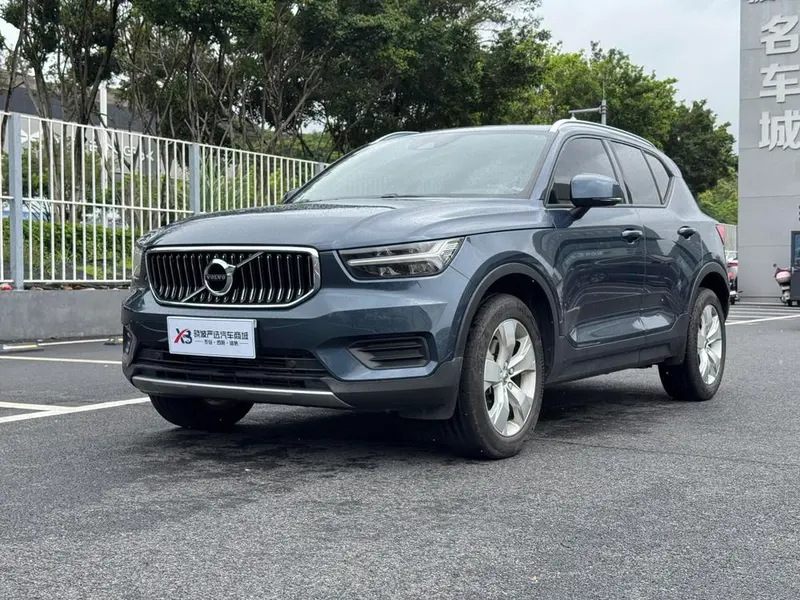 Volvo XC40, 2022