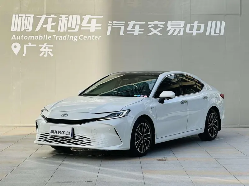 Toyota Camry, 2024