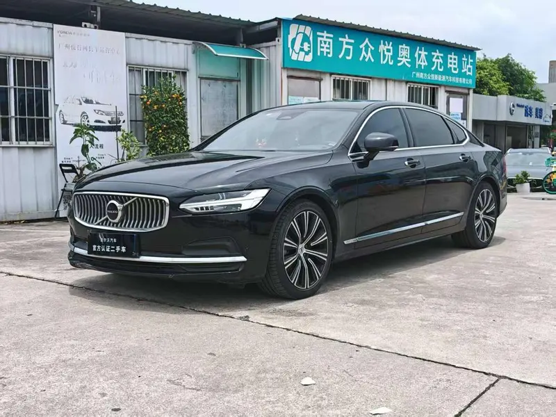 Volvo S90, 2023