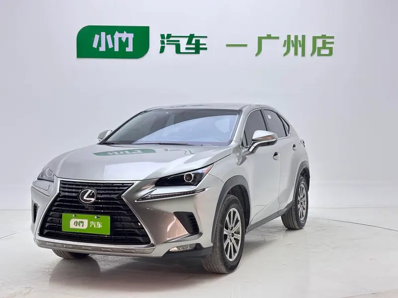 Lexus NX, 2020