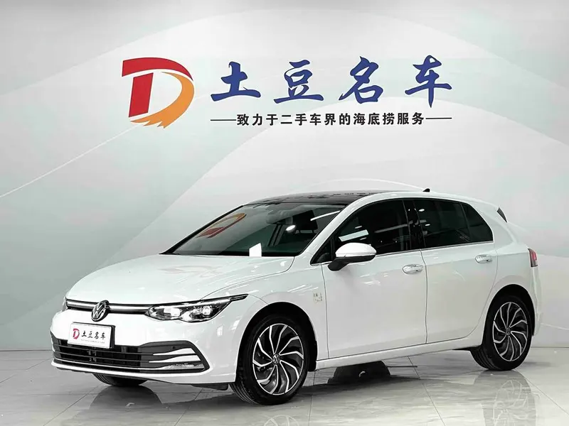 Volkswagen Golf, 2021