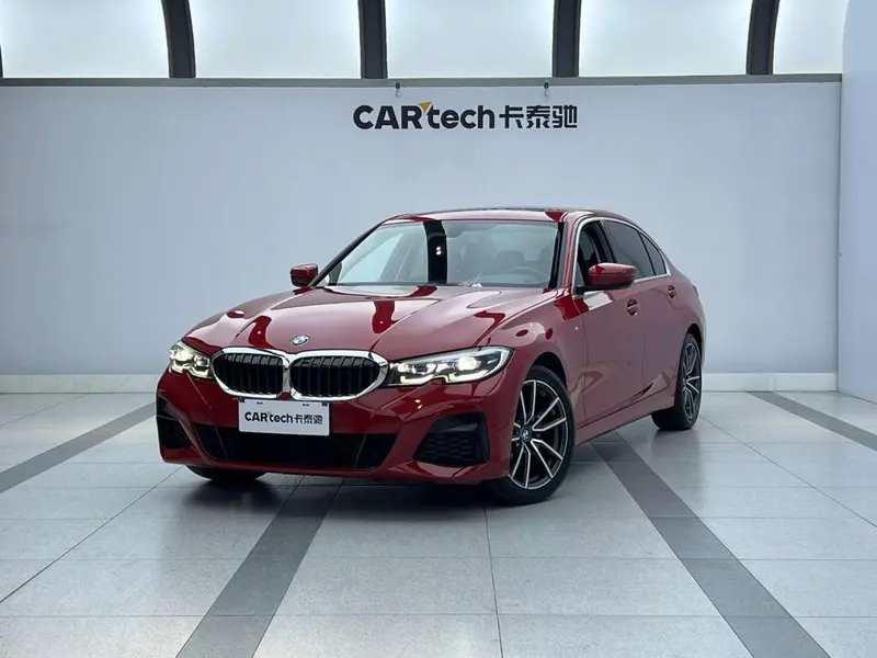 BMW 3-Series, 2022