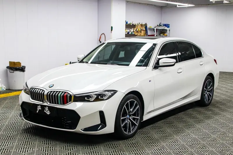 BMW 3-Series, 2023