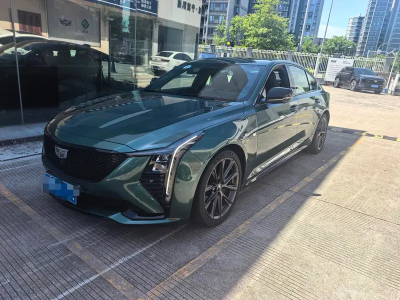 Cadillac CT5, 2025