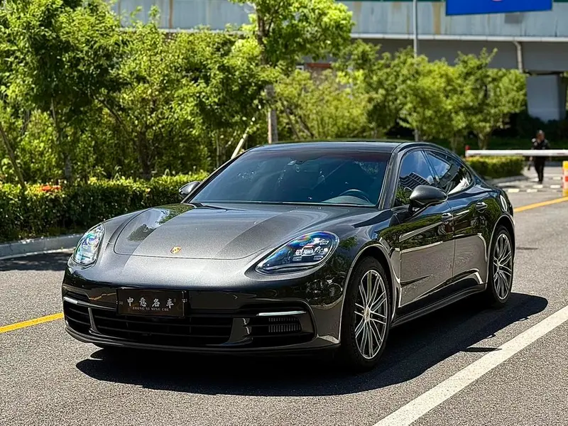 Porsche Panamera, 2019