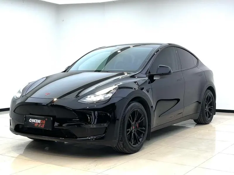 Tesla Model Y, 2021