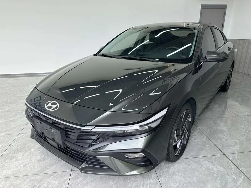 Hyundai Elantra, 2023