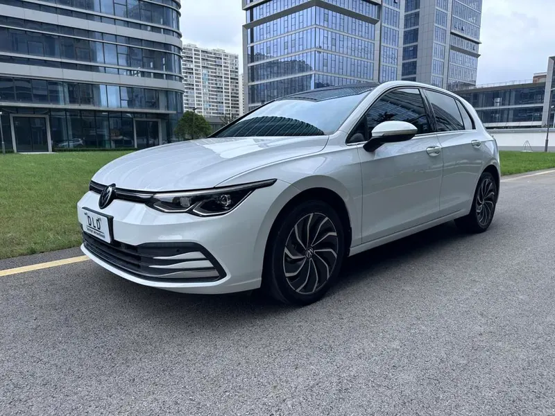 Volkswagen Golf, 2021