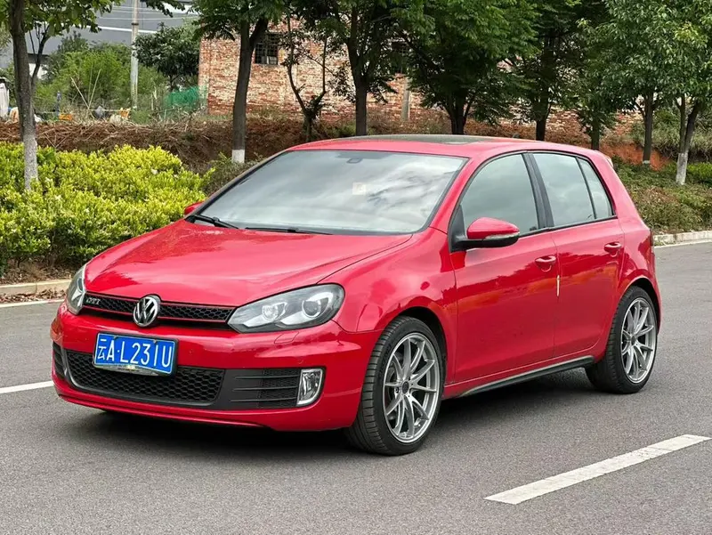 Volkswagen Golf GTI, 2012