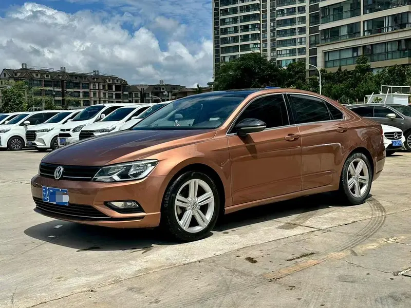 Volkswagen Lamando, 2015