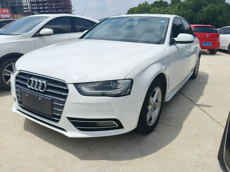 Audi A4L, 2013
