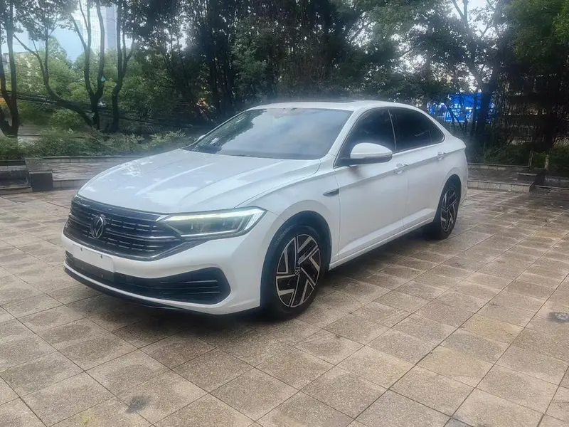 Volkswagen Sagitar, 2023