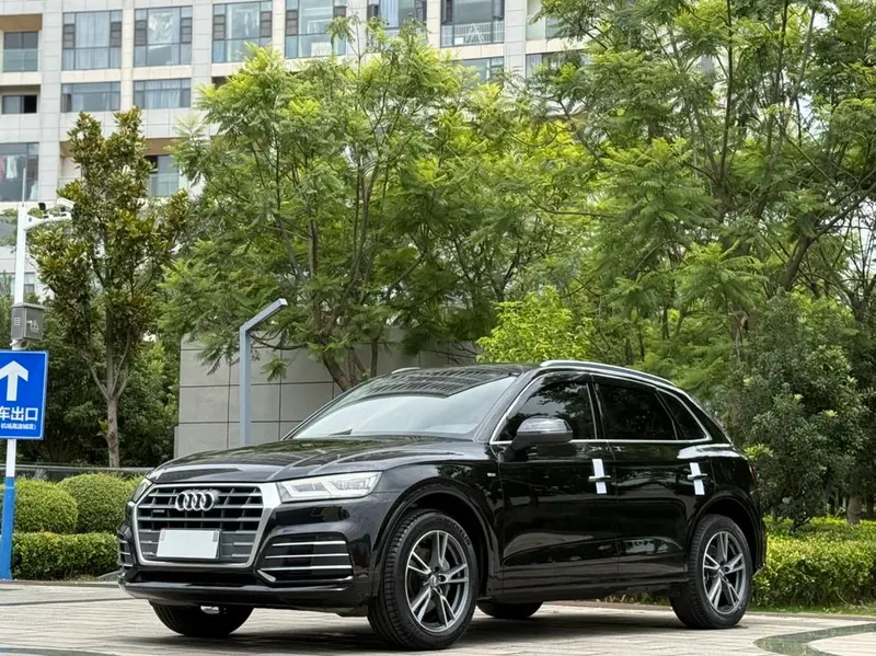 Audi Q5L, 2018
