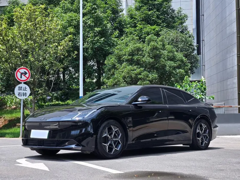 Lynk & Co Z10, 2024
